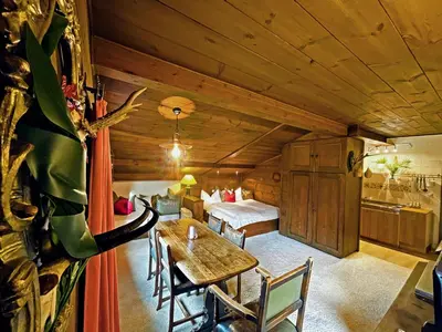 Ein Sitzbereich in der Unterkunft Goldspecht - Boho Appartements