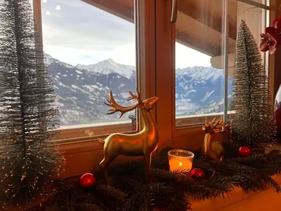 Ein allgemeiner Bergblick oder ein Berglick von der Ferienwohnung aus