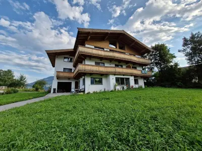 Das Gebäude in dem sich das Bed & Breakfast befindet