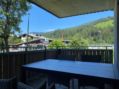 Ein allgemeiner Bergblick oder ein Berglick von der Ferienwohnung aus