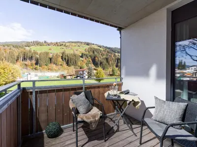 Ein allgemeiner Bergblick oder ein Berglick von der Ferienwohnung aus