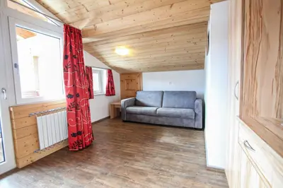 Ein Sitzbereich in der Unterkunft Ferienwohnung Königsleiten 2 - Top 1