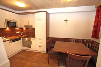 Küche/Küchenzeile in der Unterkunft Ferienwohnung Königsleiten 2 - Top 3