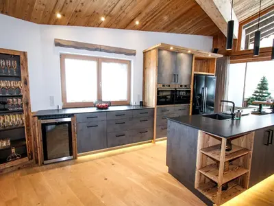 Küche/Küchenzeile in der Unterkunft Chalet in Königsleiten near Ski Lift Zillertal
