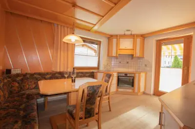 Küche/Küchenzeile in der Unterkunft Raffeiner Ferienappartement Zillertal UDEZ100