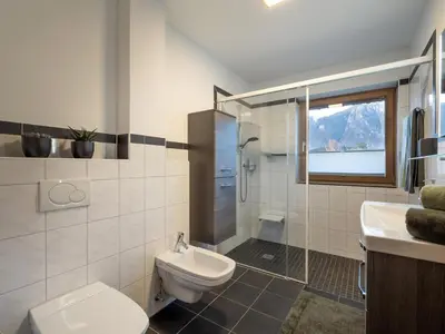 Ein Badezimmer in der Unterkunft Ferienwohnung Dahoam