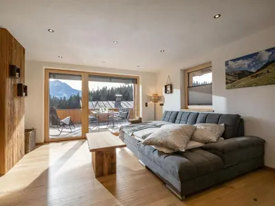 Ein Sitzbereich in der Unterkunft Ferienwohnung Bergliebe