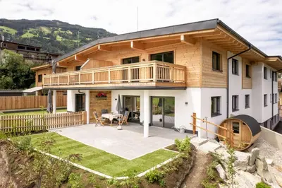 Ein allgemeiner Bergblick oder ein Berglick von der Ferienwohnung aus