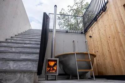 Das Gebäude in dem sich das Chalet befindet
