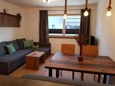 Ein Sitzbereich in der Unterkunft Ferienwohnung Julia Pillerseetal