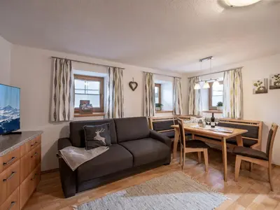 Ein Sitzbereich in der Unterkunft Appartement Stöcklbauer
