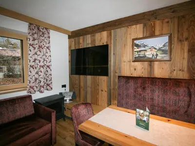 TV/Unterhaltungsangebot in der Unterkunft Apartment Erzherzog's Apts-Zillertal Alpen Lodge by Interhome