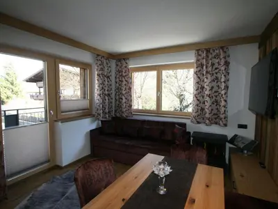 Ein Sitzbereich in der Unterkunft Apartment Erzherzog's Apts-Zillertal Alpen Lodge by Interhome