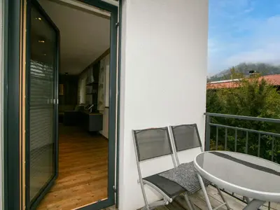 Ein Balkon oder eine Terrasse in der Unterkunft Apartment Erzherzog's Apts-Zillertal Kaiser Lodge by Interhome
