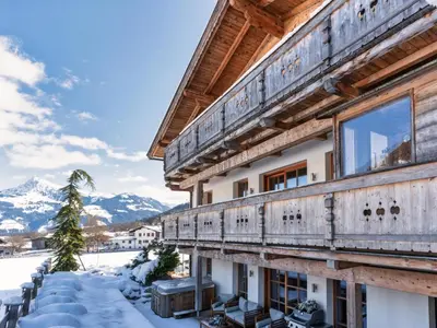 Ein allgemeiner Bergblick oder ein Berglick von der Ferienwohnung aus