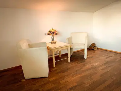 Ein Sitzbereich in der Unterkunft Apartment Auszeit Nationalpark SommerCard inklusive Mai-Okt
