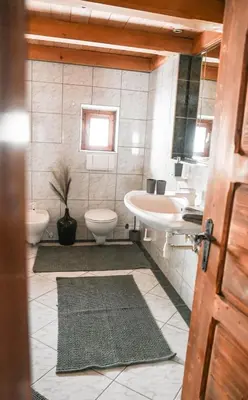 Ein Badezimmer in der Unterkunft Haus Prantl