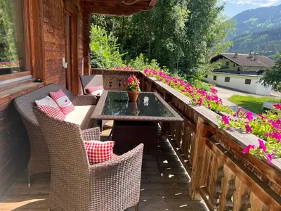 Ein allgemeiner Bergblick oder ein Berglick von der Ferienwohnung aus