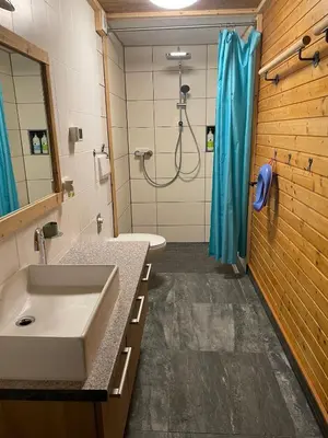 Ein Badezimmer in der Unterkunft Upcycling Appartement Fischl - Nachhaltig und Kreativ Wohnen für Groß und klein