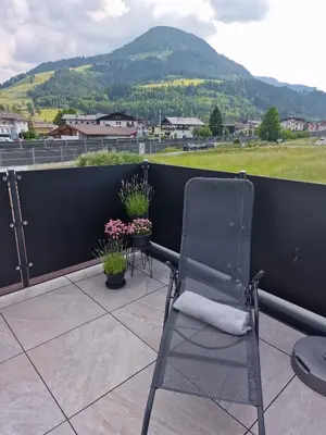 Ein allgemeiner Bergblick oder ein Berglick von der Ferienwohnung aus