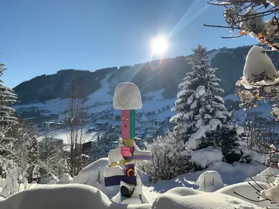 Ein allgemeiner Bergblick oder ein Berglick von der Ferienwohnung aus