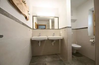 Ein Badezimmer in der Unterkunft Almliesl NIED-694