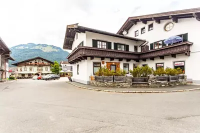 Ein allgemeiner Bergblick oder ein Berglick von der Ferienwohnung aus