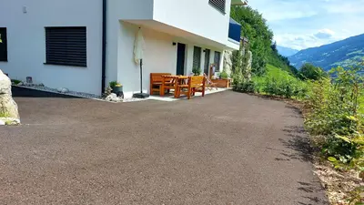 Ein allgemeiner Bergblick oder ein Berglick von der Ferienwohnung aus