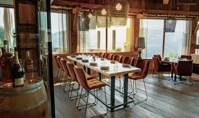 Ein Sitzbereich in der Unterkunft jezz AlmResort Ellmau