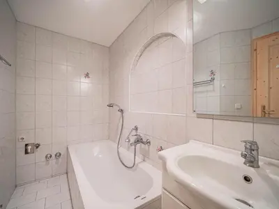 Ein Badezimmer in der Unterkunft Glonersbühelhof Top 4
