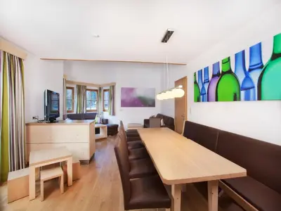 Ein Sitzbereich in der Unterkunft Apartment in Wald im Pinzgau near Ski Lift