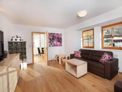 Ein Sitzbereich in der Unterkunft Apartment Wald im Pinzgau near Ski Lift