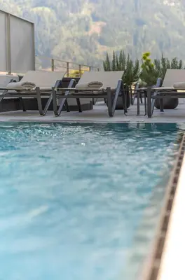 Der Swimmingpool an oder in der Nähe von Fankhauser Apartments