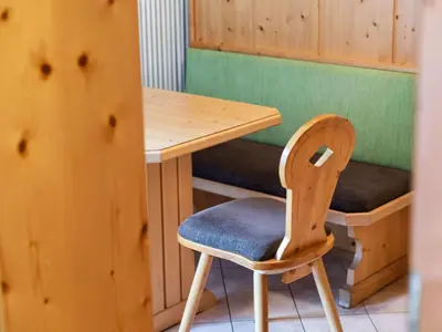 Ein Sitzbereich in der Unterkunft Studio in Saalbach near Ski Slopes
