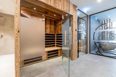 Ein Badezimmer in der Unterkunft Zillertal Suites Fügen by ALPS RESORTS