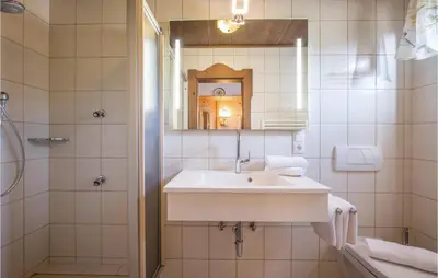 Ein Badezimmer in der Unterkunft Traditionelles Ferienh Soell
