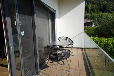 Ein Balkon oder eine Terrasse in der Unterkunft GreenView Apartment