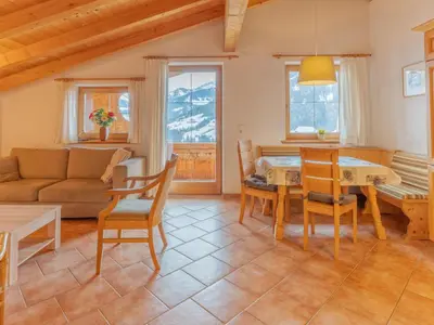 Ein Sitzbereich in der Unterkunft Haus Fernwald Top Jill
