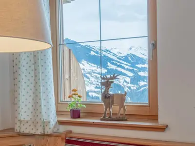 Ein allgemeiner Bergblick oder ein Berglick von der Ferienwohnung aus