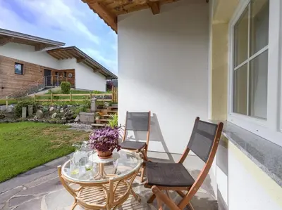 Ein Garten an der Unterkunft Appartement Erika