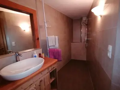 Ein Badezimmer in der Unterkunft Ferienwohnung Haus Sama