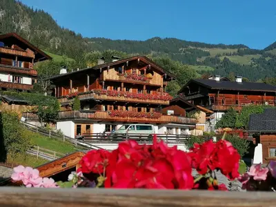 Ein allgemeiner Bergblick oder ein Berglick von der Ferienwohnung aus