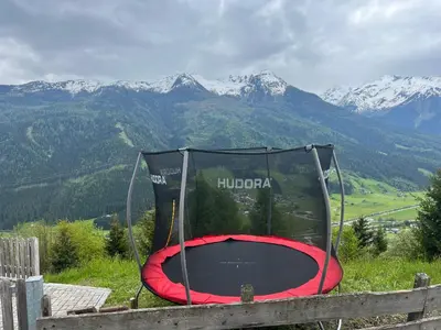 Ein allgemeiner Bergblick oder ein Berglick von der Ferienwohnung aus