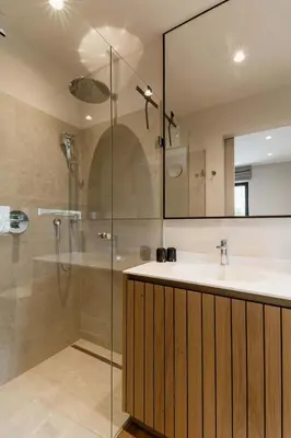 Ein Badezimmer in der Unterkunft Genießen Sie Bergblick & Sauna im modernen Chalet