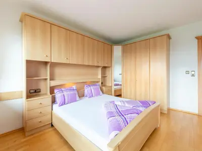 Ein Bett oder Betten in einem Zimmer der Unterkunft Welcoming apartment in Stummerberg with terrace